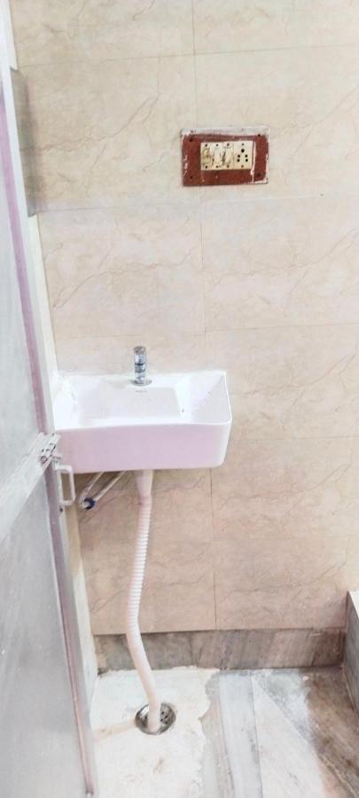 Saroja Paying Guest House Varanasi Luaran gambar