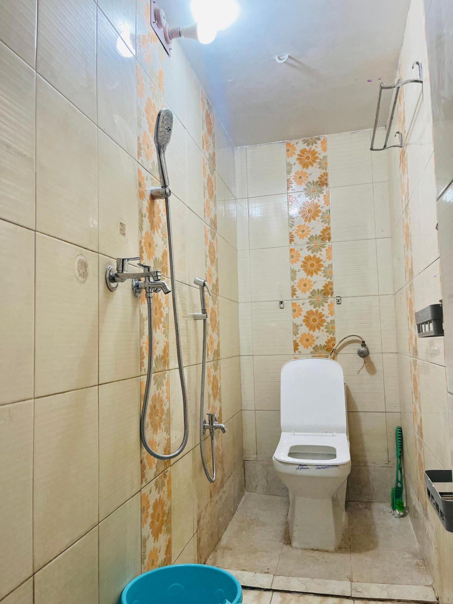 Saroja Paying Guest House Varanasi Luaran gambar