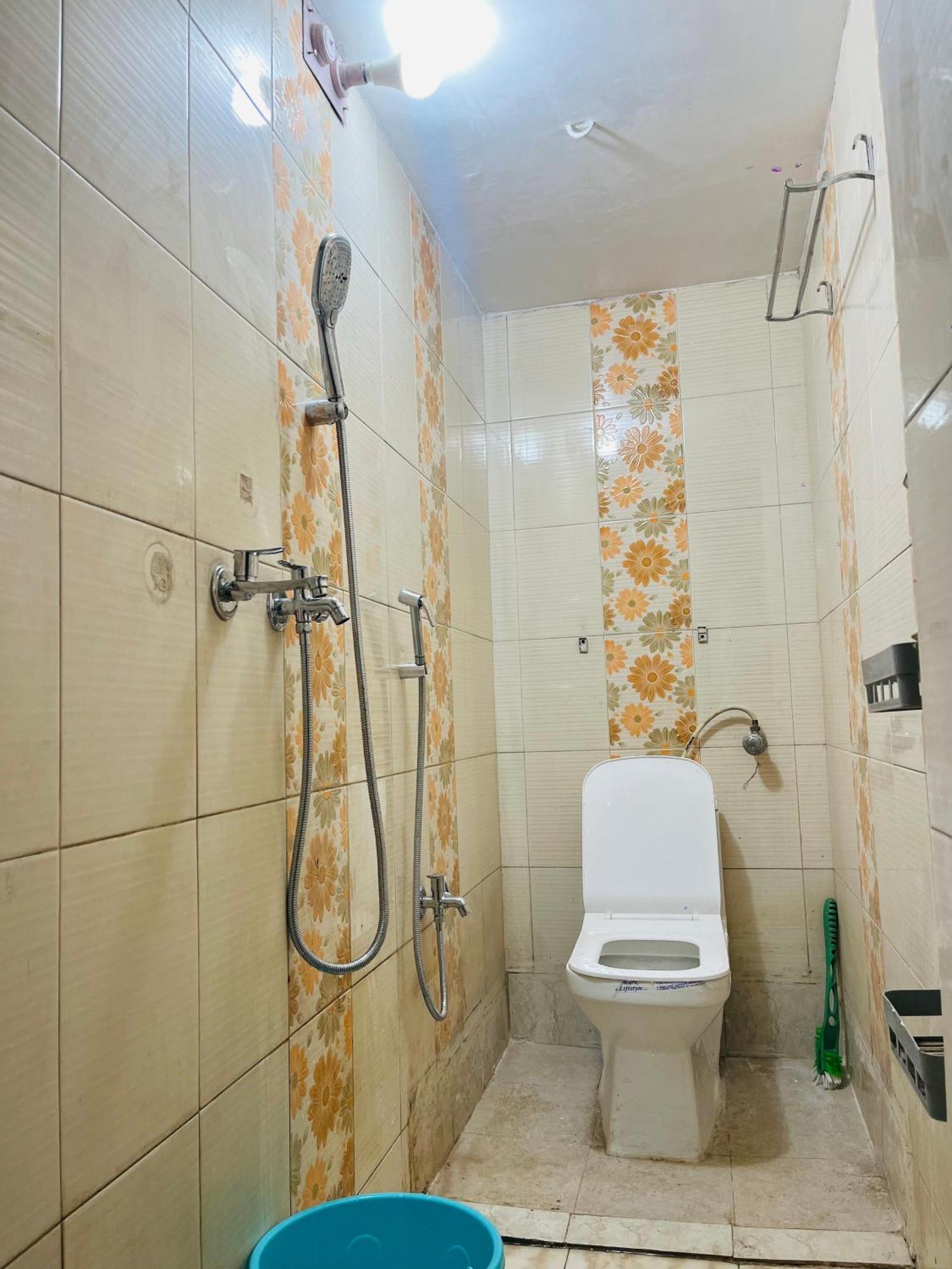 Saroja Paying Guest House Varanasi Luaran gambar